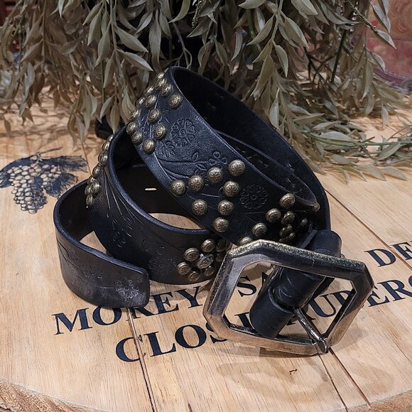 Vintage True Religion Leather Studded LOS ANGELES Belt Size 34 main image 4